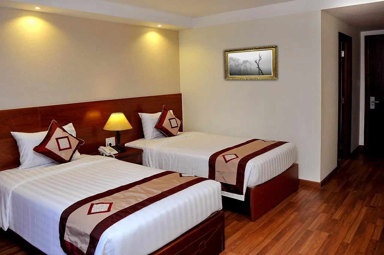 Verano Hotel Нячанг