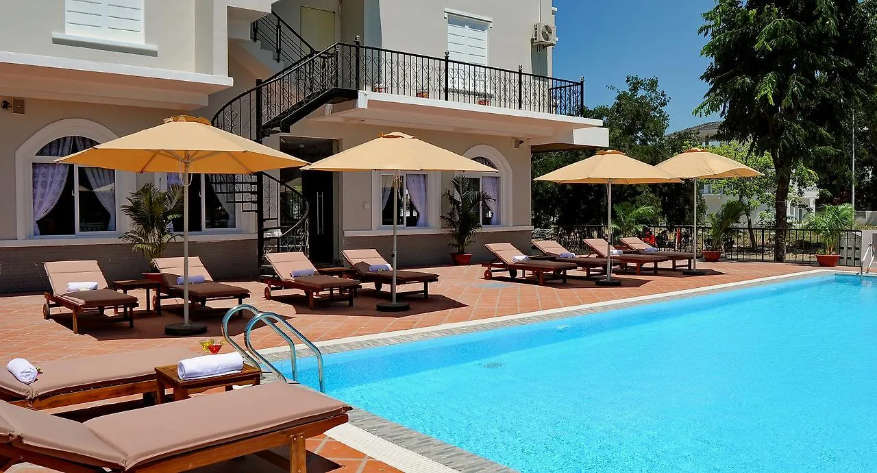Verano Hotel Нячанг