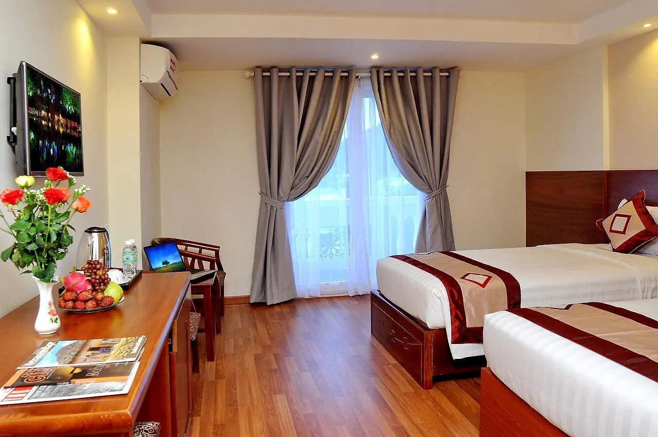 Verano Hotel Нячанг 4*,